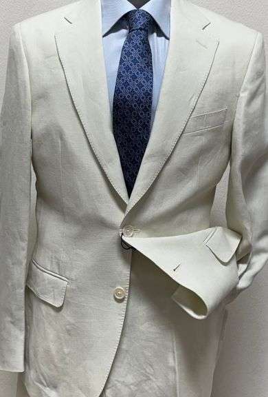 Stylish Off-white Line Suit, Made in Italy