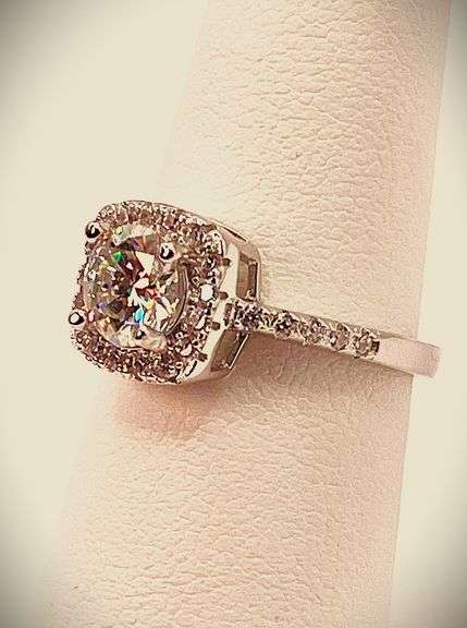 Dazzling 14 Kt White Gold Plate 2.85 Ctw  Amber Ice Fire Moissanite Ring