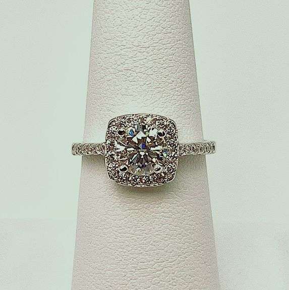 Dazzling 14 Kt White Gold Plate 2.85 Ctw  Amber Ice Fire Moissanite Ring