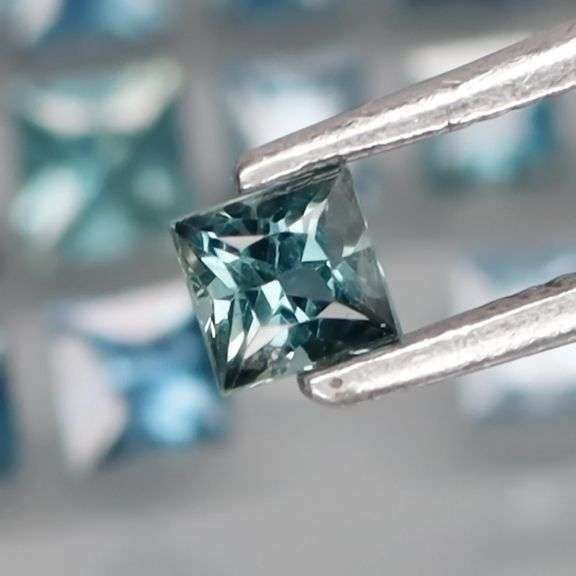 Heated only! 2.30ct top blue sapphire set!