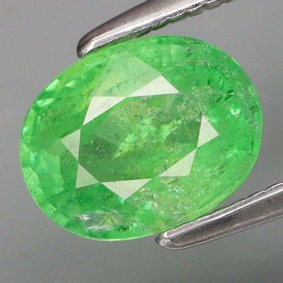 Top 10%! Vibrant 1.67ct UNTREATED Tsavorite Garnet!!!