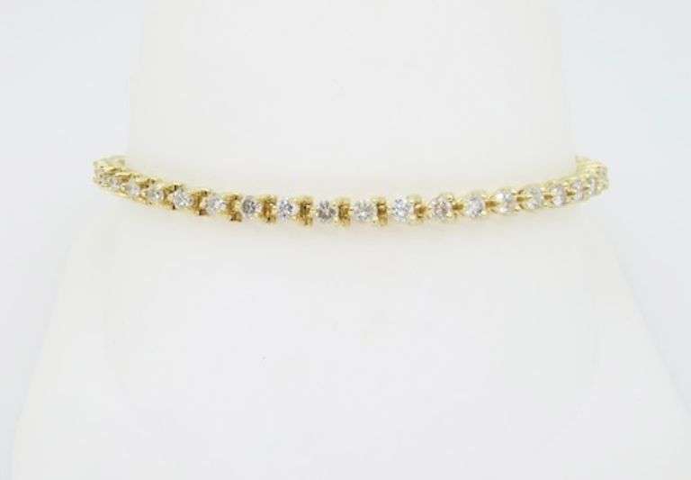 Martini Set Diamond Tennis Bracelet