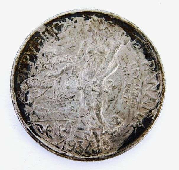 1934 Panama 1 Balboa 900 Silver Coin