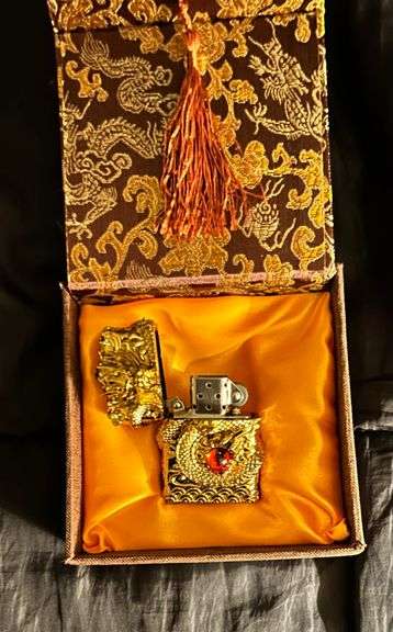 Dragon Trench-Style Kerosene Lighter