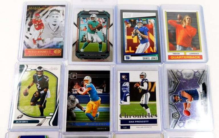 12 NFL Latest QB's Football Cards