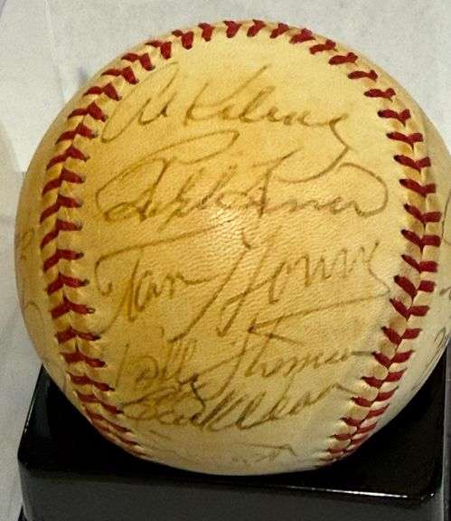 Detroit Tigers Team Ball signed