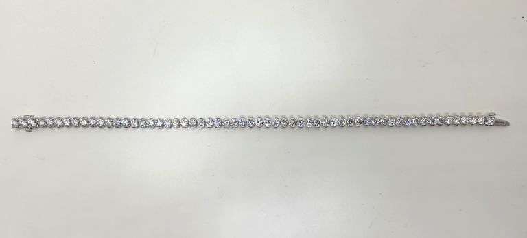 Incredible 7.09 CTTW Colorless Conflict Free Lab Diamond Tennis Bracelet in 14KT Gold, VS1