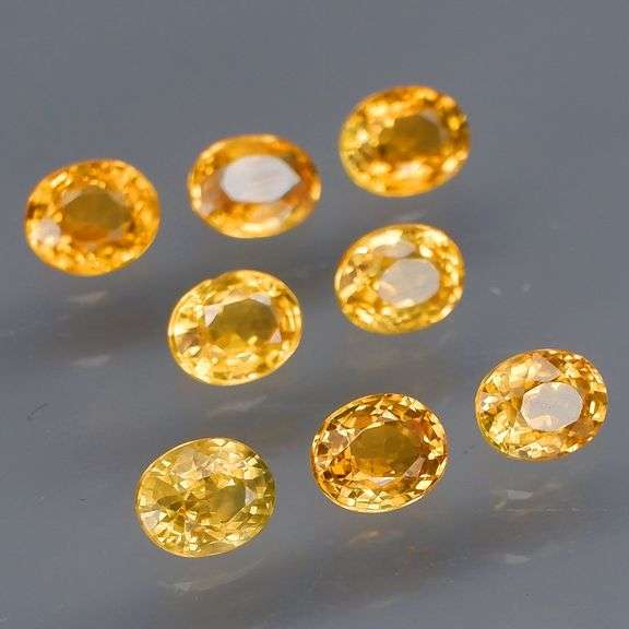 Full fire! 2.75ct top golden yellow Sapphire set