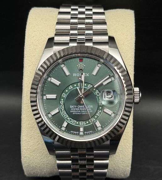 The Rolex Sky-Dweller Reference 336934.