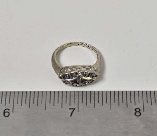 Vintage 14K White Gold Diamond Ring
