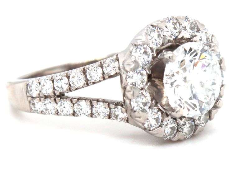 14kt White gold lab grown diamond halo engagement ring