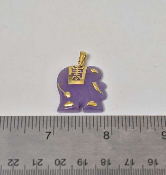 Wonderful 14K Yellow Gold Puple Jade Elephant Pendant