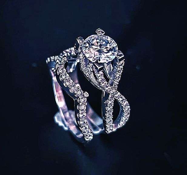 Sparkling 3.25 Ctw VVs1 White Fire Moissanite 2 Band Engagement Ring