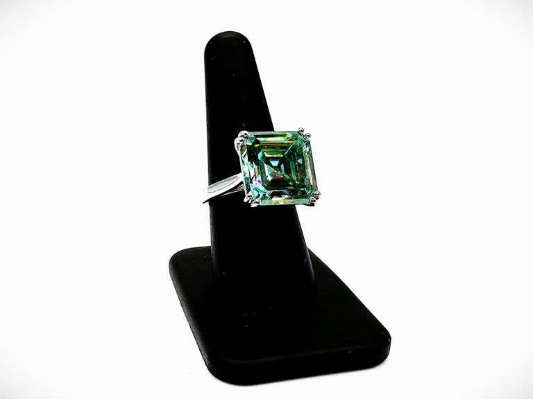 Extraodinary Large 16.35 Ct Russian Color Change Lab Simulated Alexandrite Asscher Cut Ring