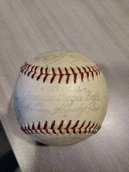 1959/60  Balt Orioles Team Baseball, Nice Ball!