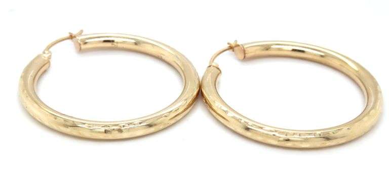 14kt Yellow gold diamond cut hoop earrings