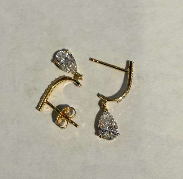 Stunning 14K Gold Lab-Grown Diamond Earrings – Exceptional 1.60 CT