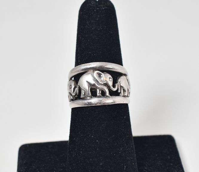Sterling Silver Elephant Motif Ring