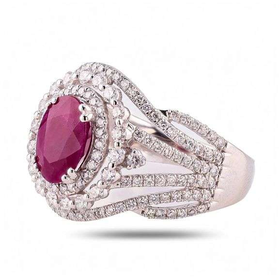 PLATINUM MADAGASCAR RUBY AND DIAMOND RING 3.51 C.T.W.