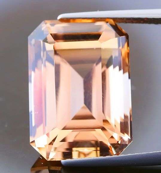 Simply BRILLIANT! And BIG! And CLEAN! 19.59ct Imperial Topaz!
