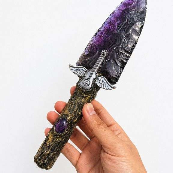 Handcrafted Amethyst Crystal Arrowhead Knife