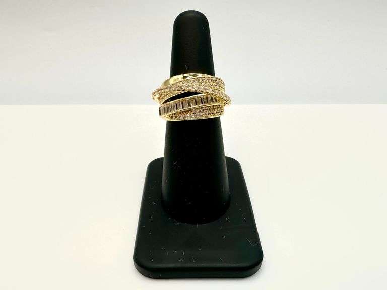Sparkling 14 Kt Yellow Gold Plate Single Band Trendy Stack Look Ring