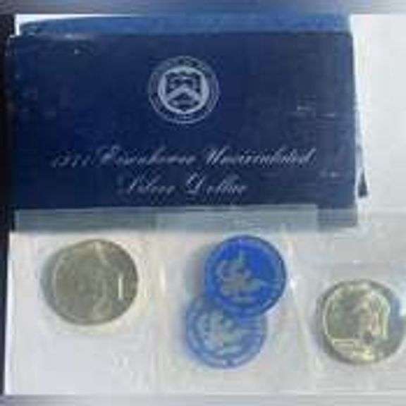 Four 1971 Blue Pack Unc Silver Dollars