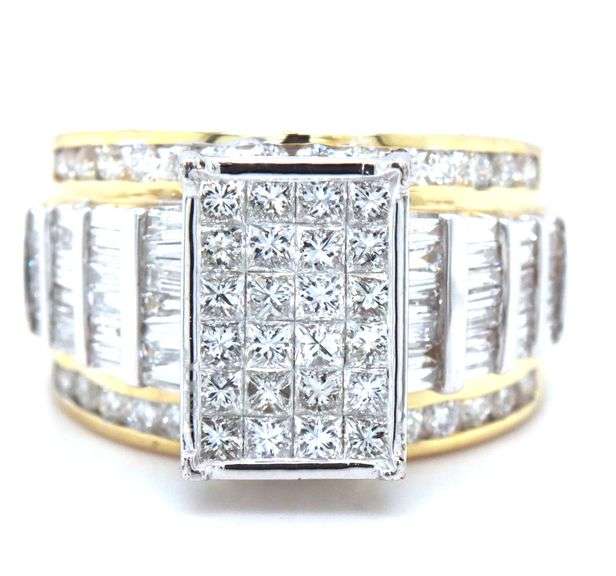 14kt Yellow gold 2.50ctw princess cut, baguette and round brilliant cut diamond Invisible set ring
