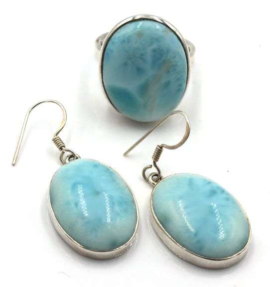 Set of oval turquoise dangle earrings and ring