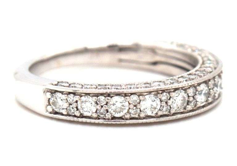14kt White gold 0.85ctw diamond edge band