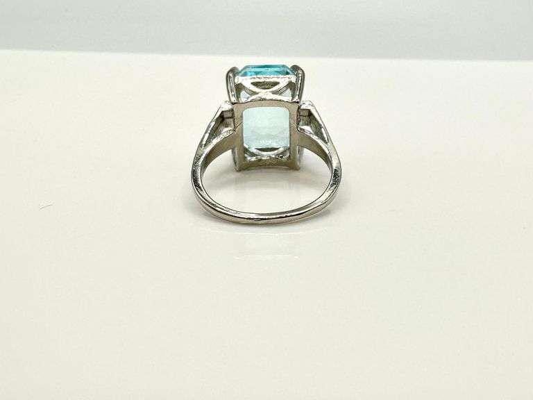 14 Kt White Gold Plate 6.5 Ct Simulated Sky Blue Topaz Ring.