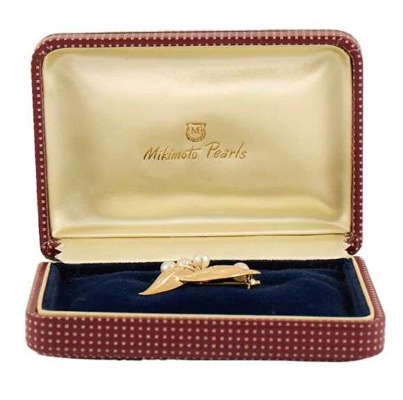 Mikimoto Pearl Linen Finish Leaf Brooch in 14K
