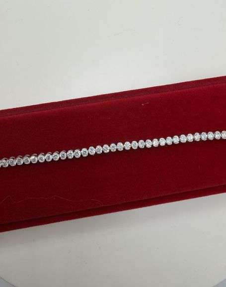High Quality 3.44 CTTW Colorless Conflict Free Lab Diamond Tennis Bracelet in 14KT Gold, VS1