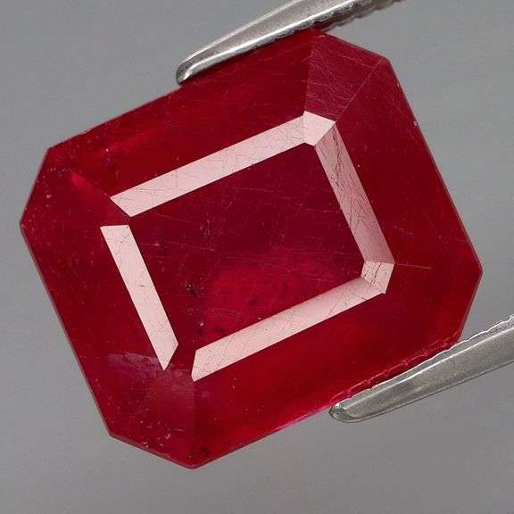 Glowing 8.17ct top blood red Ruby from Madagascar