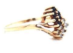 Sweet 10k YG Sapphire & Diamond Cluster Ring