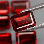 Don't miss this pristine 8.18ct set of premium Garnets!
