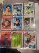 130, Huge Most Rare Vintage baseball Card Lot Collection In Pages Of Vintage Albums