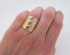 Unique Diamond Ring Crafted in Yellow Gold