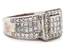 14kt White gold 2.50ctw princess and round cut diamond cluster ring