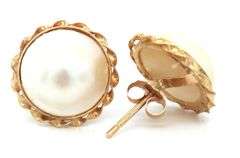 14kt Yellow gold 11mm Mabe pearl earrings