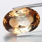 Simply gorgeous 13.49ct tri-color VS grade Imperial Topaz