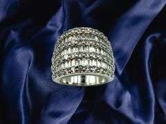 Sparkling 14 Kt White Plate 17.5 Cttw CZ Ring
