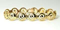Stylish 14K Yellow Gold Snail Link Bracelet
