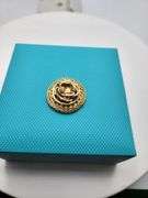 Very Unique Pendent 14K Gold  Flower Pendent