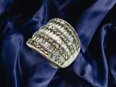 Sparkling 14 Kt White Plate 17.5 Cttw CZ Ring