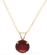 10kt Yellow gold 2.50ct Garnet pendant on chain
