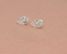 Pair of 0.20ctw pear shaped diamond loose stone