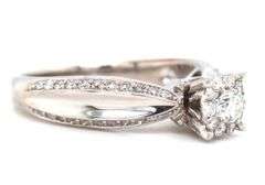 14kt White gold 0.55ctw diamond cluster engagement ring