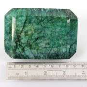 Huge Certified 2750 Ct Museum Size Natural Emerald Solitaire