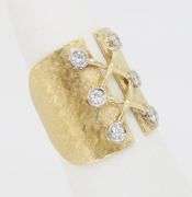 Unique Diamond Ring Crafted in Yellow Gold